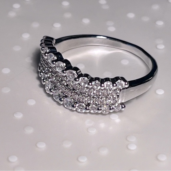 Multilayer Wave Diamond Ring - Picture 7 of 9